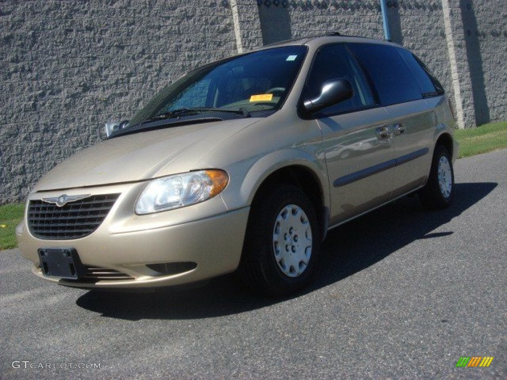 2001 Champagne Pearl Chrysler Voyager LX 70687246 Car