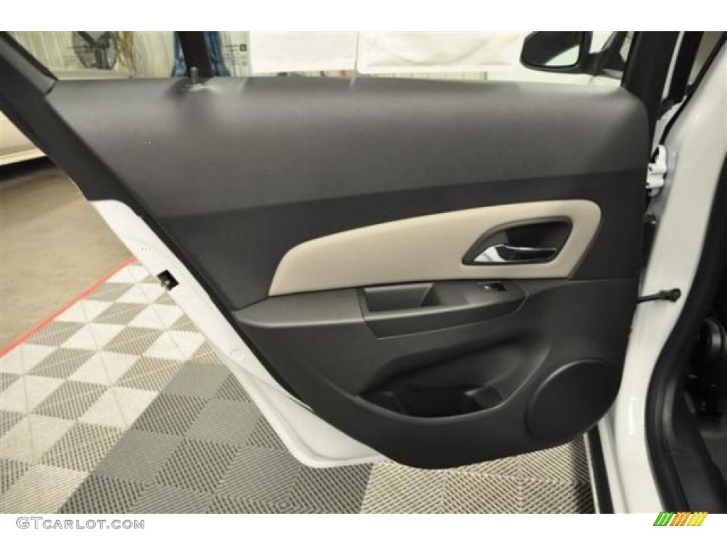 2013 Chevrolet Cruze LS Jet Black/Medium Titanium Door Panel Photo #70712708