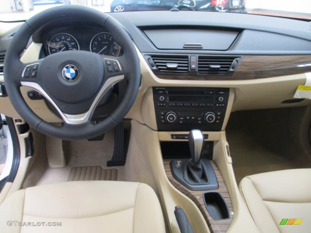 2013 BMW X1 xDrive 35i Beige Dashboard Photo #70713227