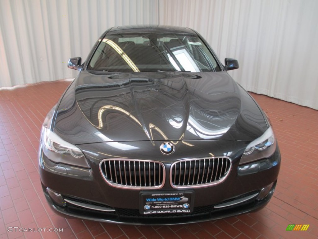 2013 5 Series 528i xDrive Sedan - Dark Graphite Metallic II / Black photo #2