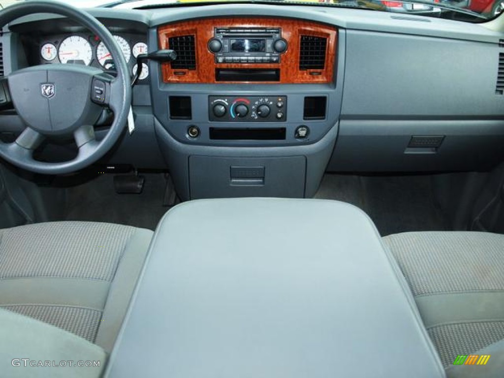 2006 Ram 1500 SLT Quad Cab - Brilliant Black Crystal Pearl / Medium Slate Gray photo #10