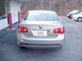 2005 Wheat Beige Metallic Volkswagen Jetta 2.5 Sedan  photo #6