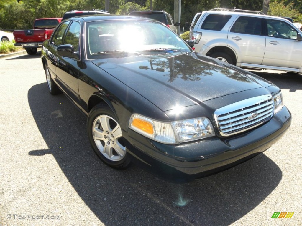 Black Ford Crown Victoria