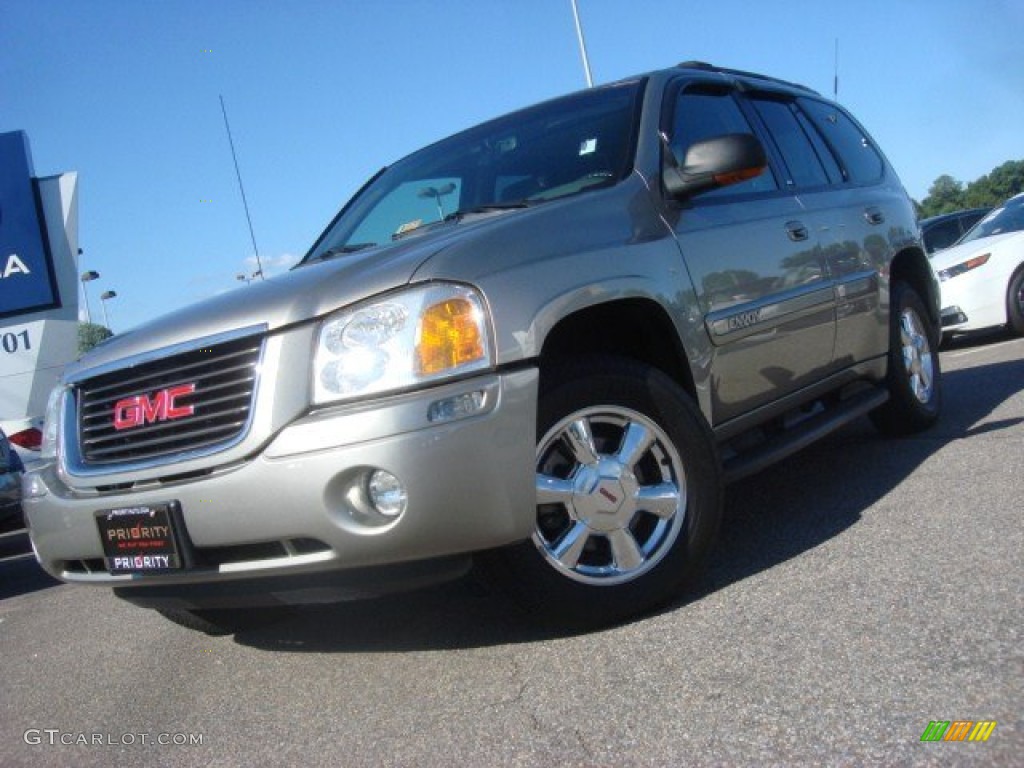 2003 Envoy SLT 4x4 - Pewter Metallic / Light Oak photo #1