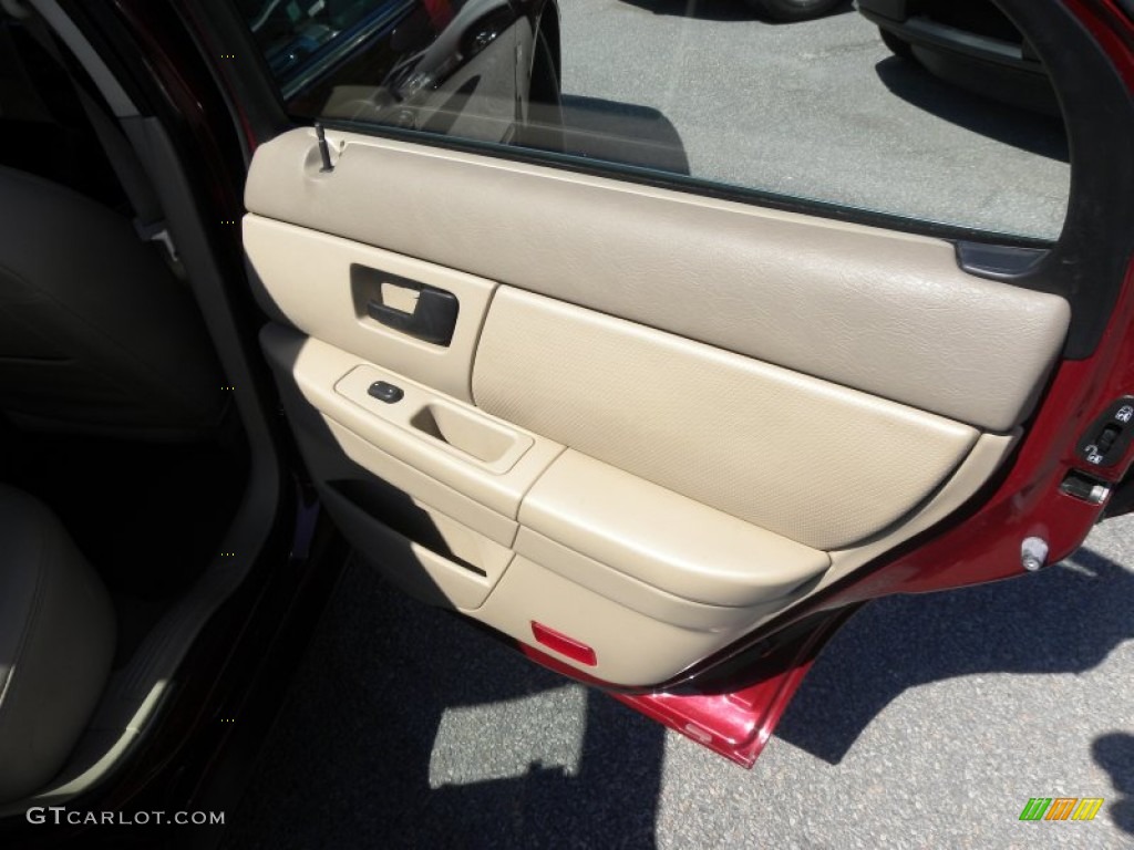 2004 Sable LS Premium Sedan - Merlot Red Metallic / Medium Parchment photo #12