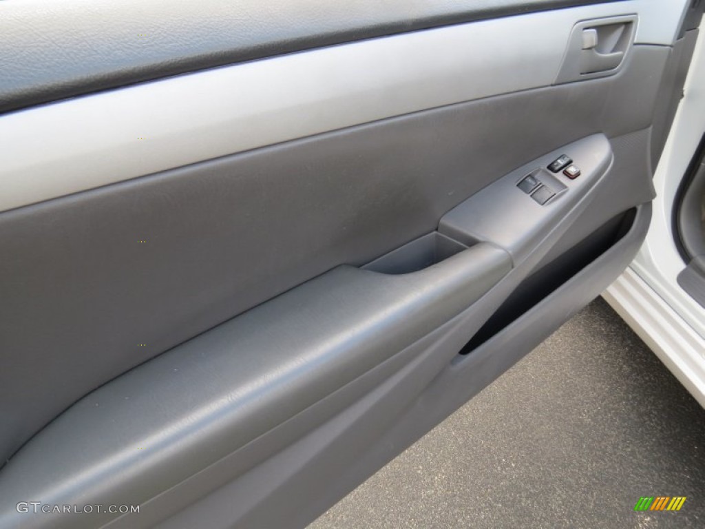 2004 Toyota Solara SE Coupe Door Panel Photos