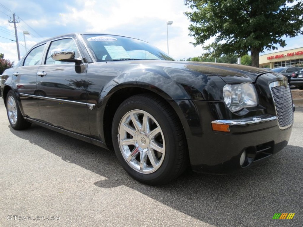 2005 300 C HEMI - Brilliant Black Crystal Pearl / Dark Slate Gray/Light Graystone photo #4