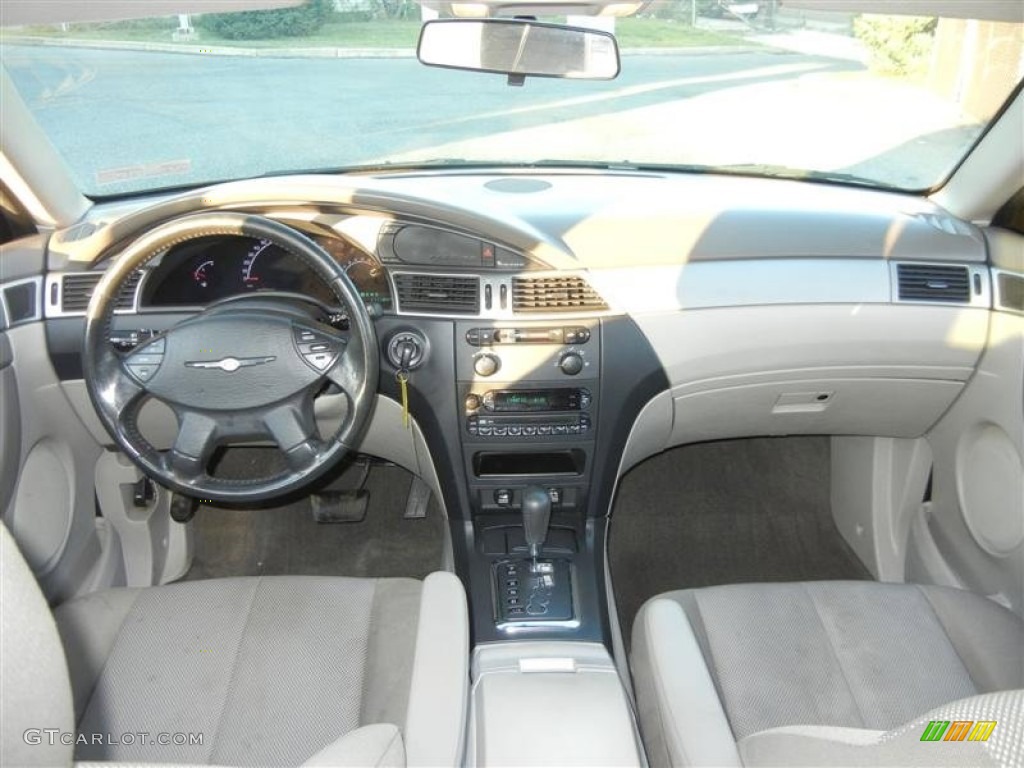 2005 Chrysler Pacifica AWD interior Photo #70724648