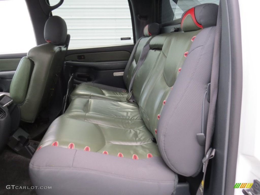 2002 Chevrolet Avalanche The North Face Edition 4x4 Rear Seat Photo #70728557