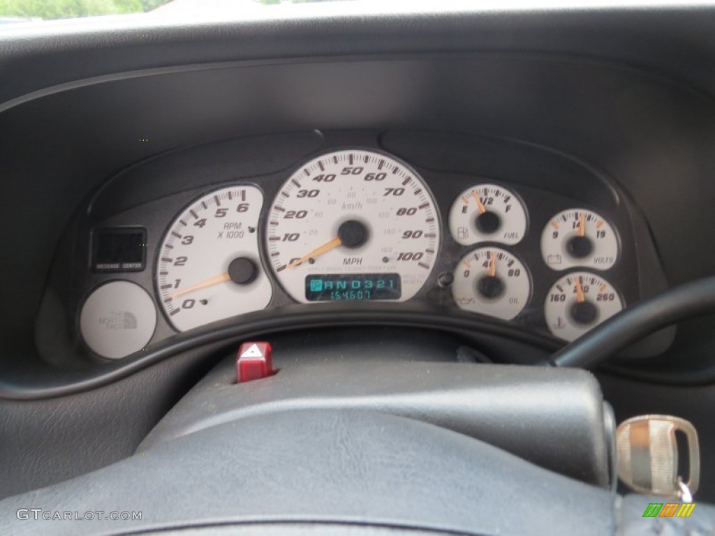 2002 Chevrolet Avalanche The North Face Edition 4x4 Gauges Photos