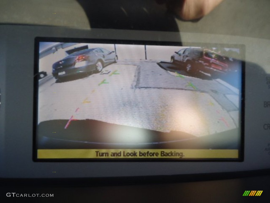 2006 Quest 3.5 SE - Coral Sand Metallic / Beige photo #18