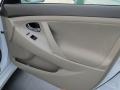 Super White - Camry LE Photo No. 22
