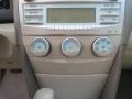 Super White - Camry LE Photo No. 35