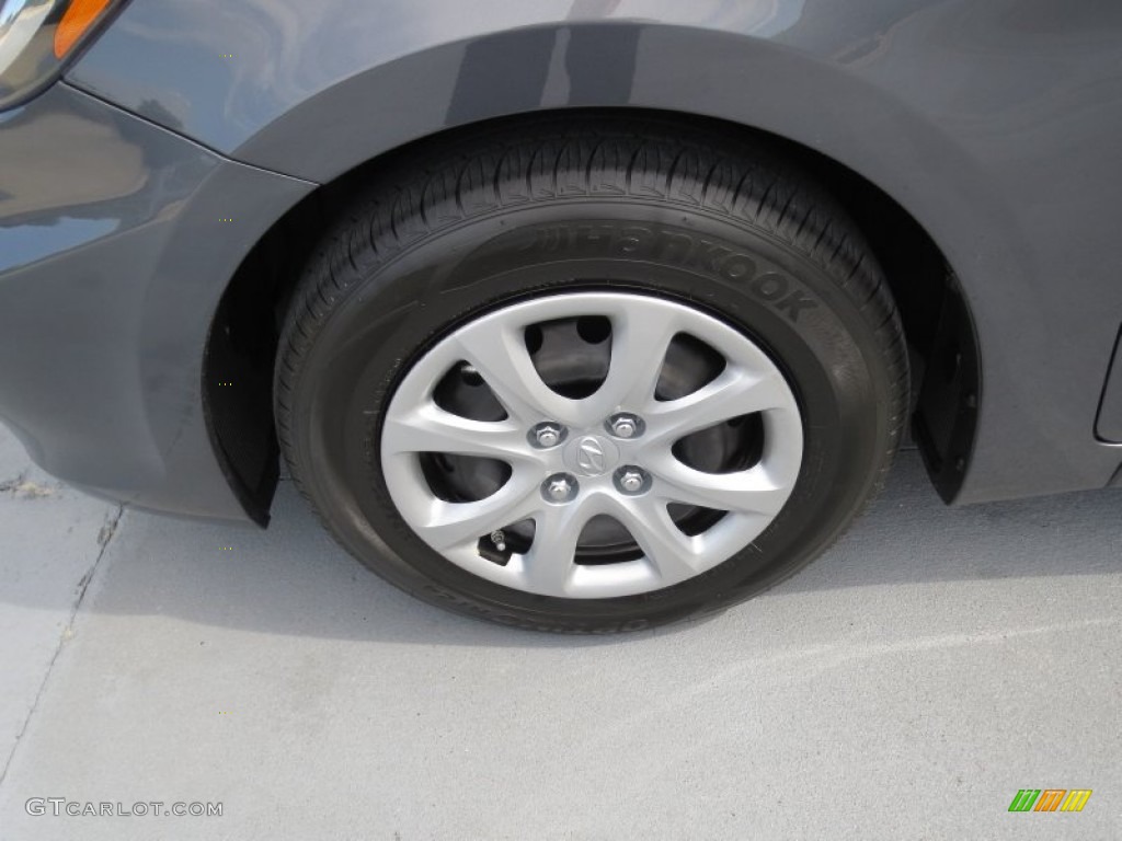 2013 Hyundai Accent GS 5 Door Wheel Photo #70729769