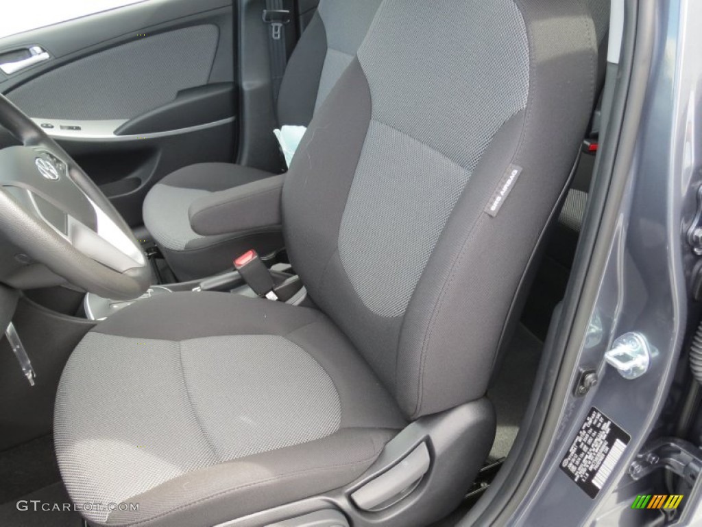 Black Interior 2013 Hyundai Accent GS 5 Door Photo #70729856