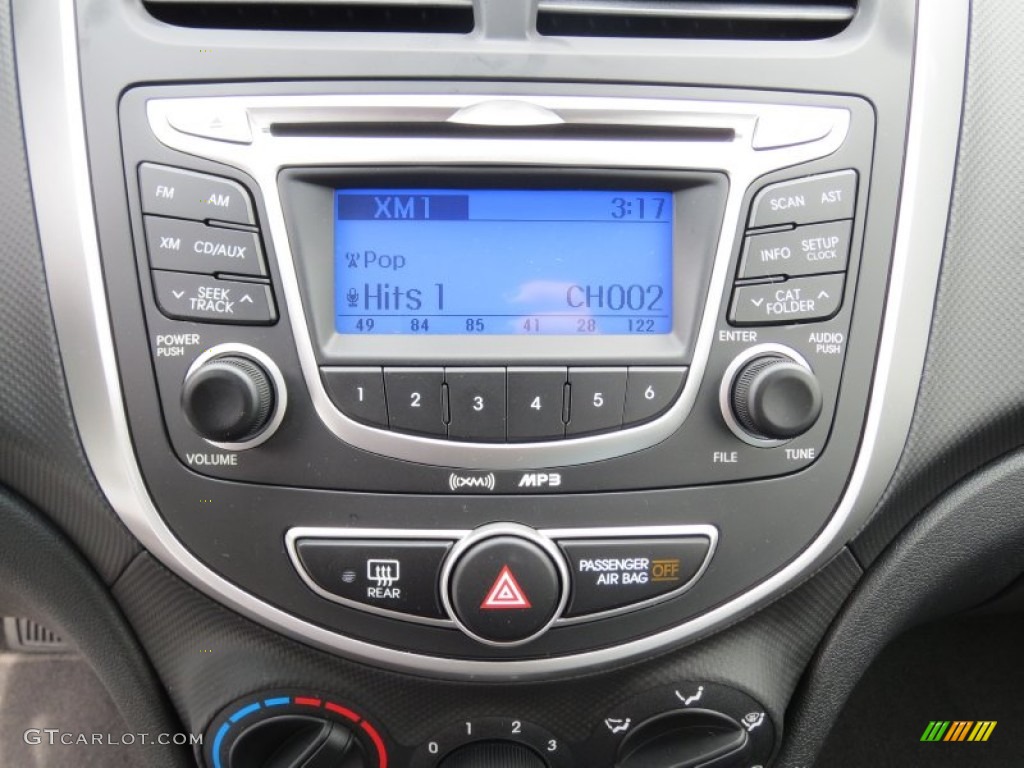 2013 Hyundai Accent GS 5 Door Audio System Photo #70729895