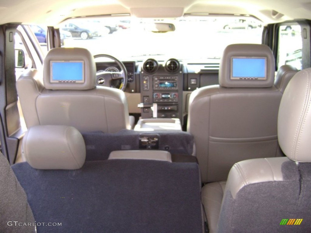 2005 H2 SUV - Desert Sand Metallic / Ebony Black photo #14