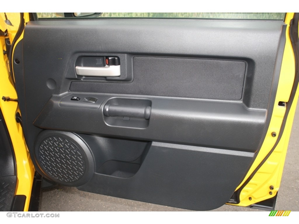 2007 Toyota FJ Cruiser 4WD Dark Charcoal Door Panel Photo #70735697