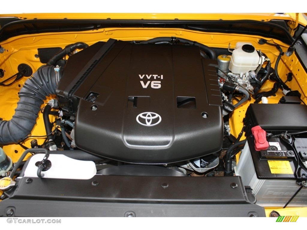 2007 Toyota FJ Cruiser 4WD 4.0L DOHC 24V VVT-i V6 Engine Photo #70735718