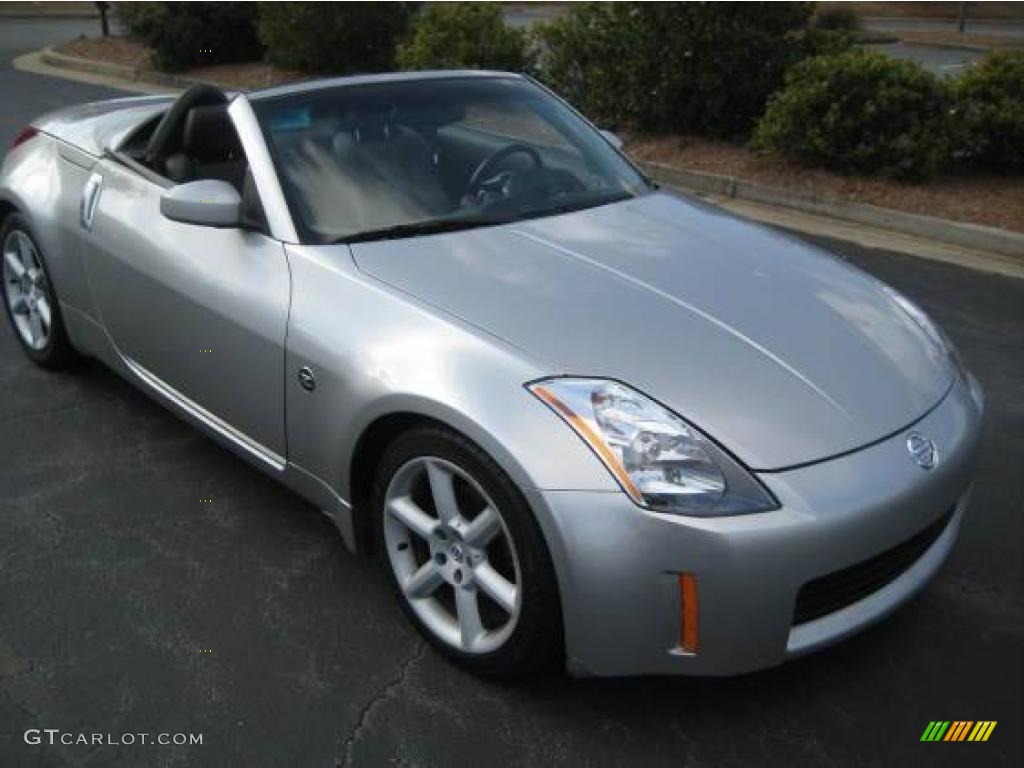 2004 350Z Touring Roadster - Chrome Silver Metallic / Carbon Black photo #8