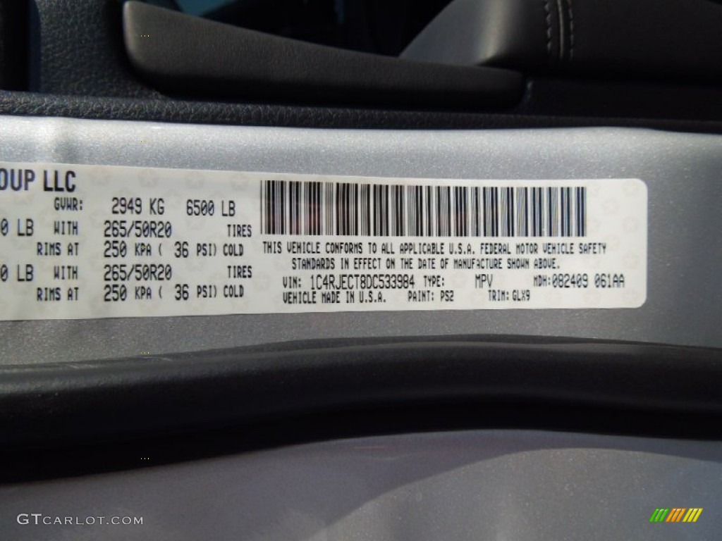 2013 Grand Cherokee Overland - Bright Silver Metallic / Black photo #7