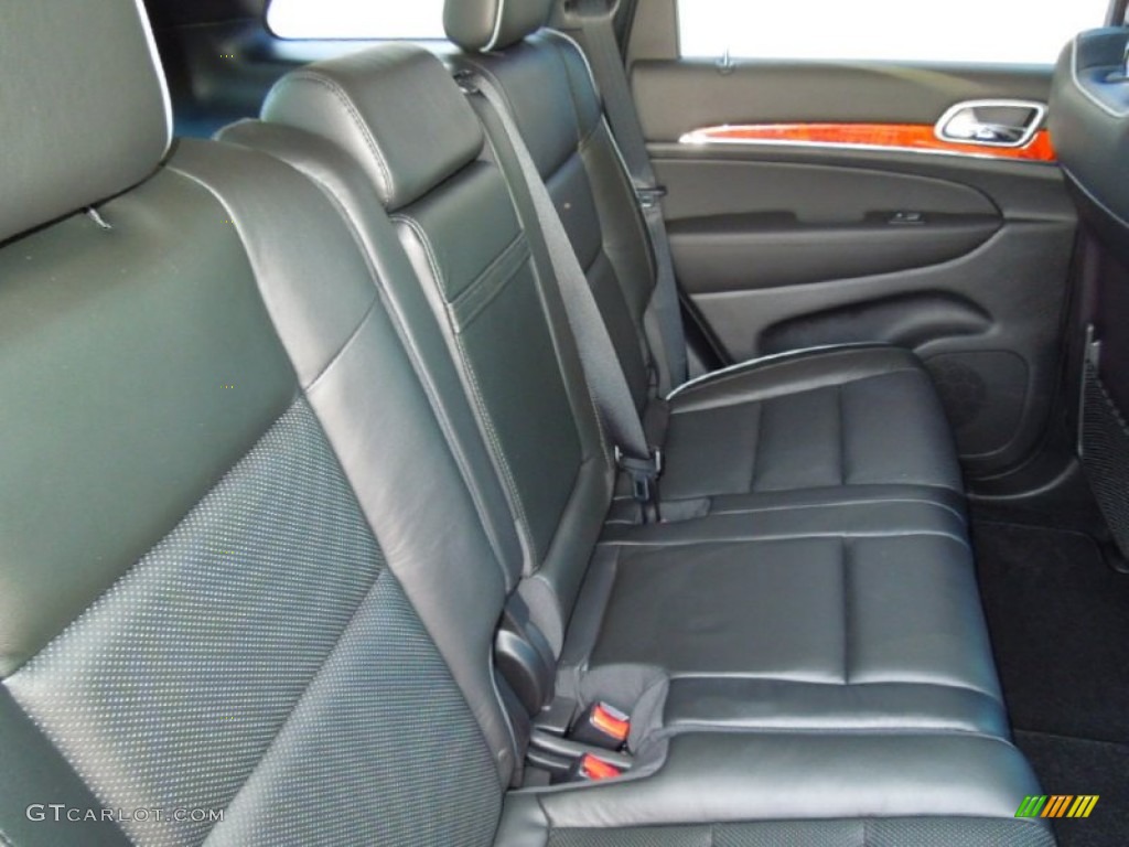 2013 Grand Cherokee Overland - Bright Silver Metallic / Black photo #23
