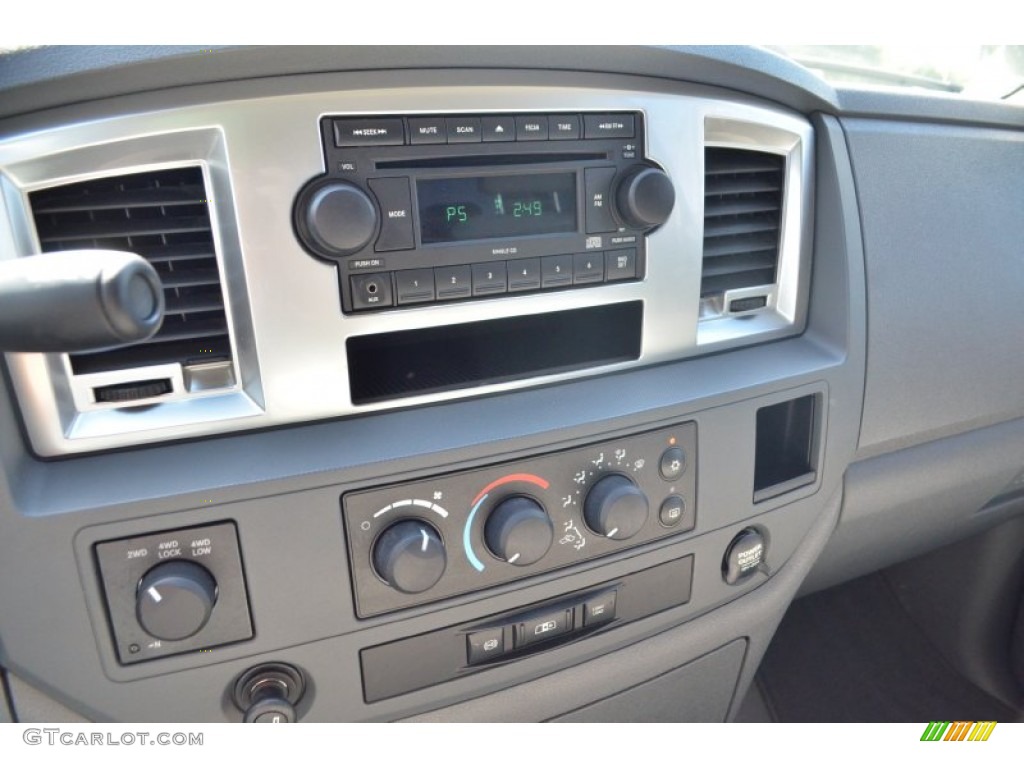 2009 Dodge Ram 2500 Big Horn Edition Quad Cab 4x4 Controls Photos