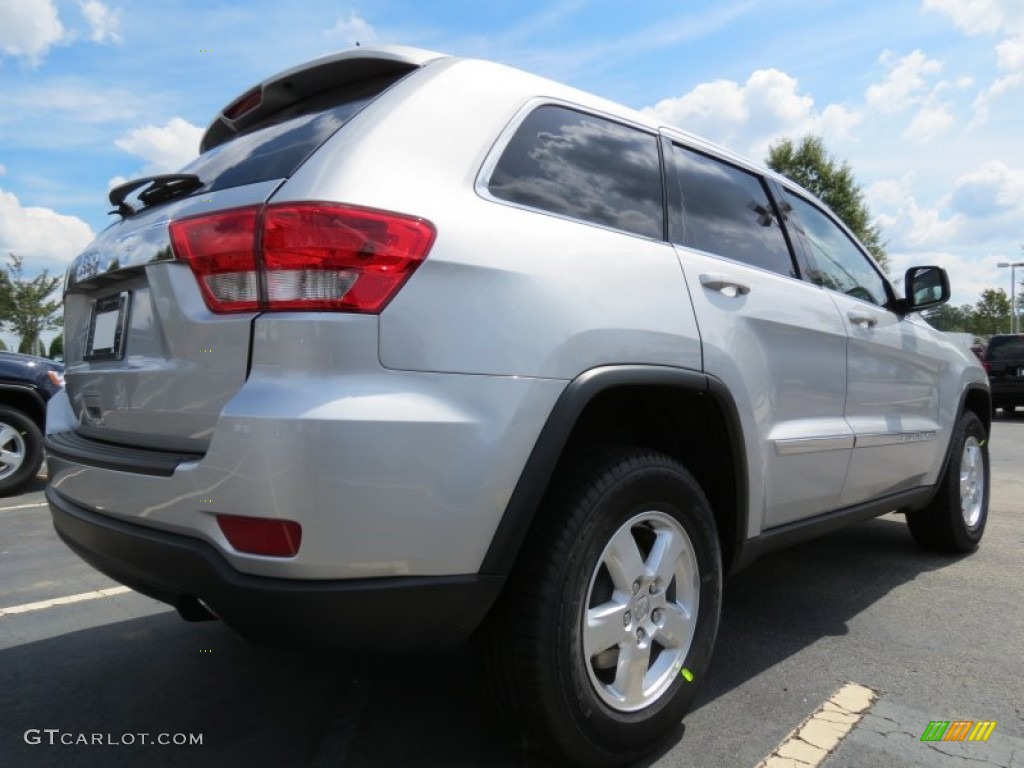 Bright Silver Metallic 2013 Jeep Grand Cherokee Laredo Exterior Photo #70744718