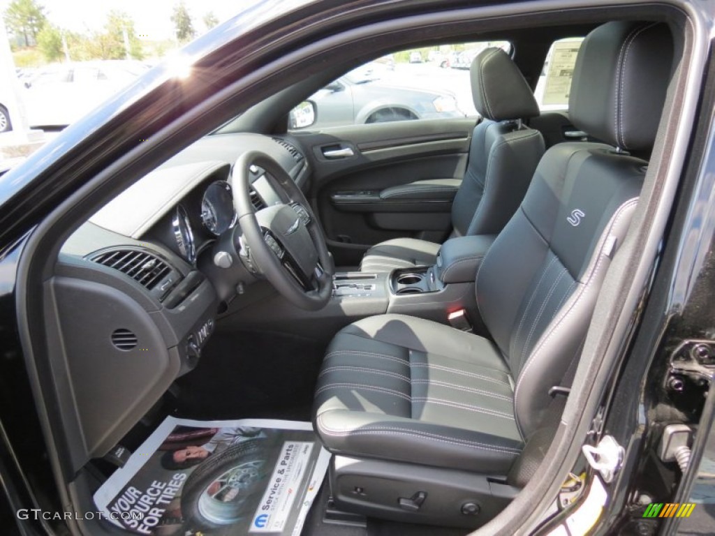 Black Interior 2013 Chrysler 300 S V8 Photo #70745186