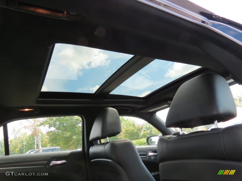 2013 Chrysler 300 S V8 Sunroof Photo #70745210