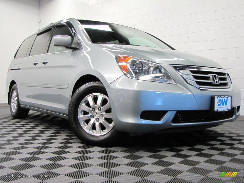 Alabaster Silver Metallic Honda Odyssey