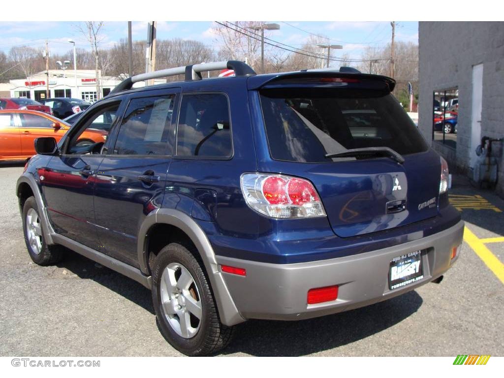 2003 Outlander XLS 4WD - Royal Blue Pearl / Charcoal photo #7