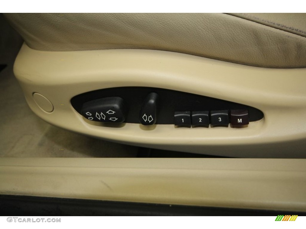 2004 BMW Z4 2.5i Roadster Controls Photo #70747935