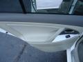 Super White - Camry Hybrid Photo No. 15