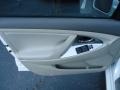 Super White - Camry Hybrid Photo No. 16