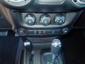 Black Controls Photo for 2013 Jeep Wrangler Unlimited #70754148