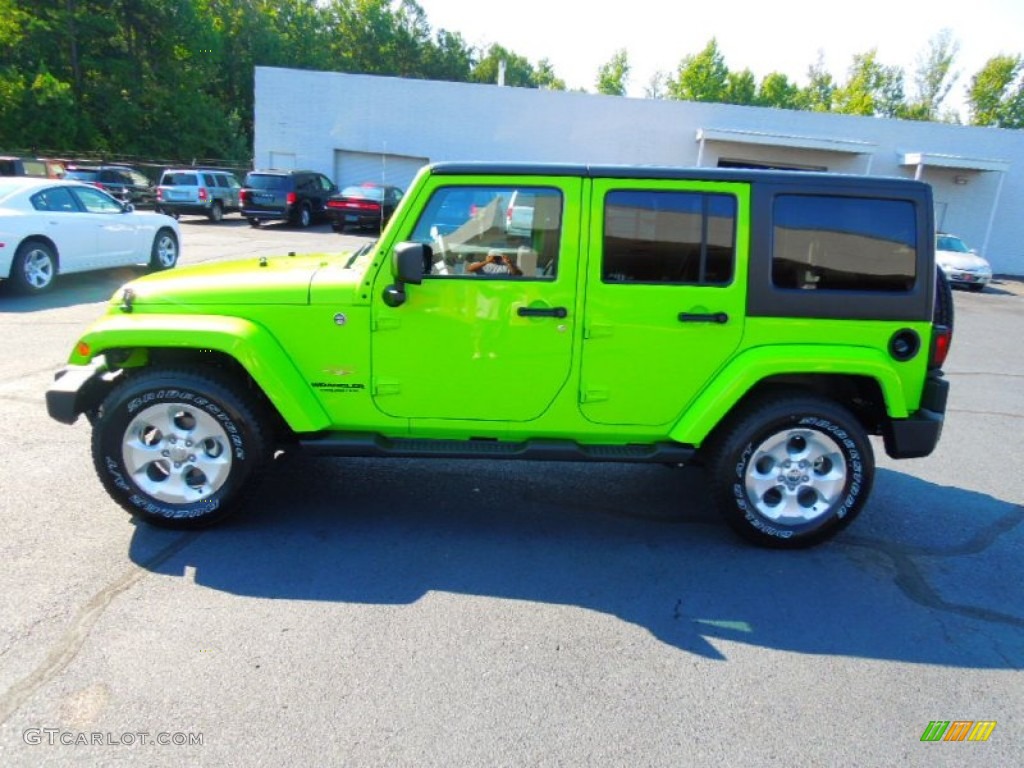 2013 Wrangler Unlimited Sahara 4x4 - Gecko Green Pearl / Black photo #3