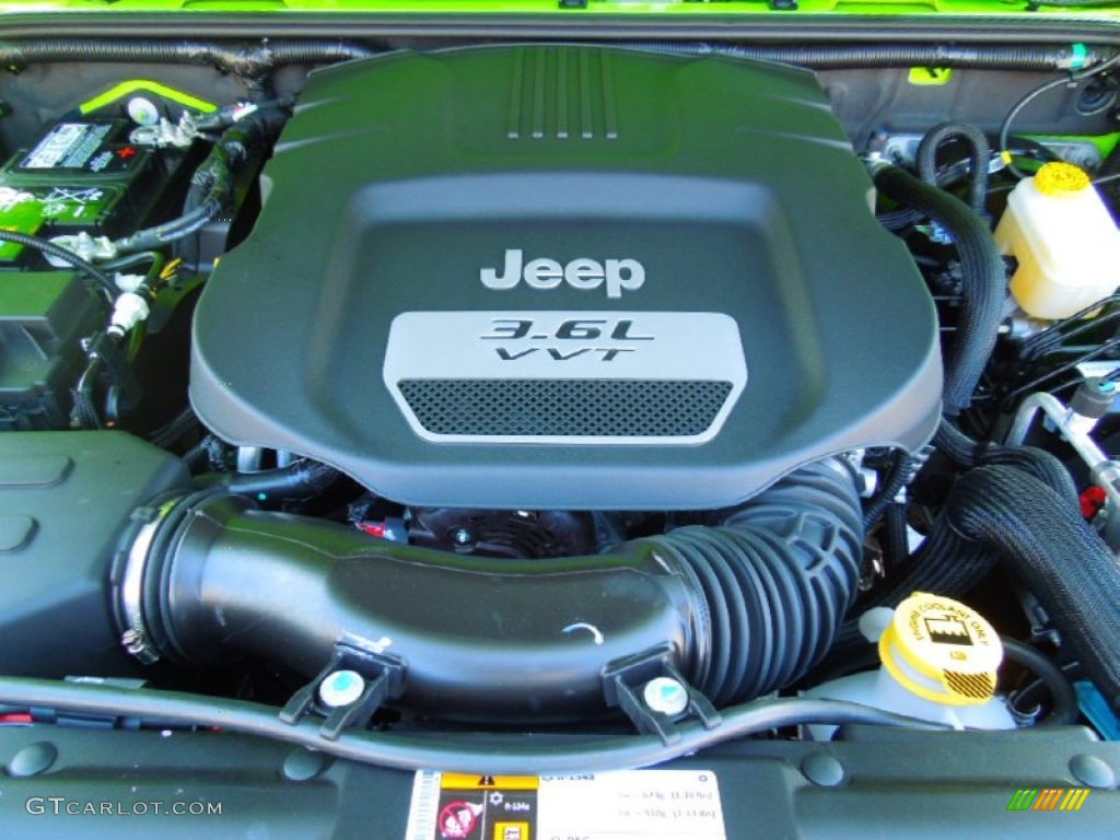 2013 Wrangler Unlimited Sahara 4x4 - Gecko Green Pearl / Black photo #27