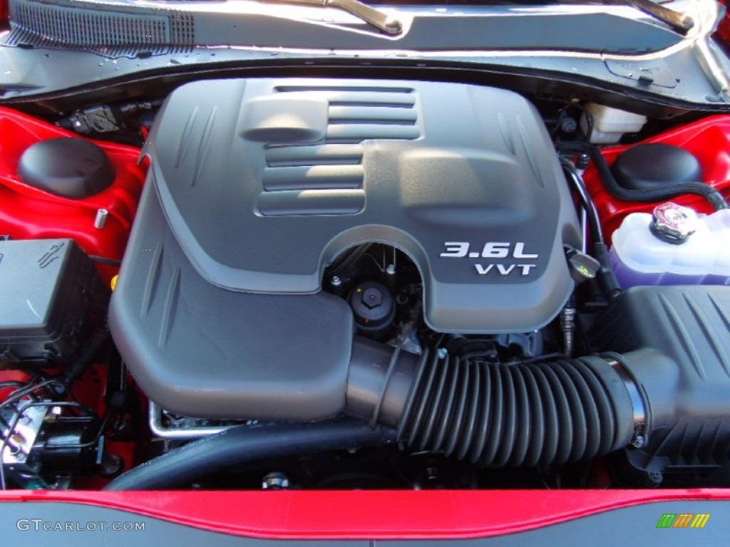 2013 Dodge Charger SE 3.6 Liter DOHC 24-Valve VVT Pentastar V6 Engine Photo #70755500