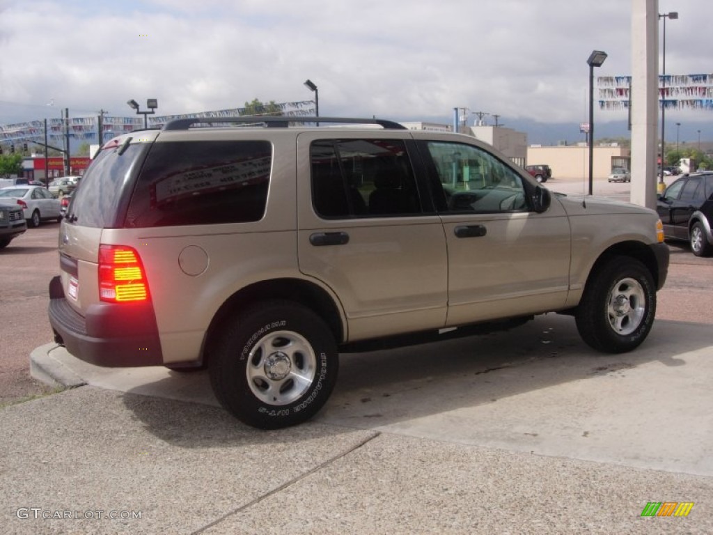 2003 Explorer XLS 4x4 - Harvest Gold Metallic / Medium Parchment Beige photo #12