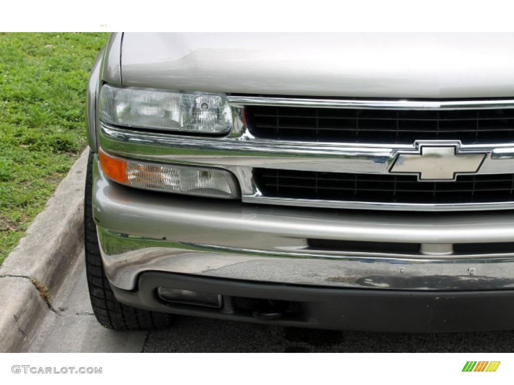 2001 Suburban 1500 LT - Light Pewter Metallic / Light Gray/Neutral photo #17