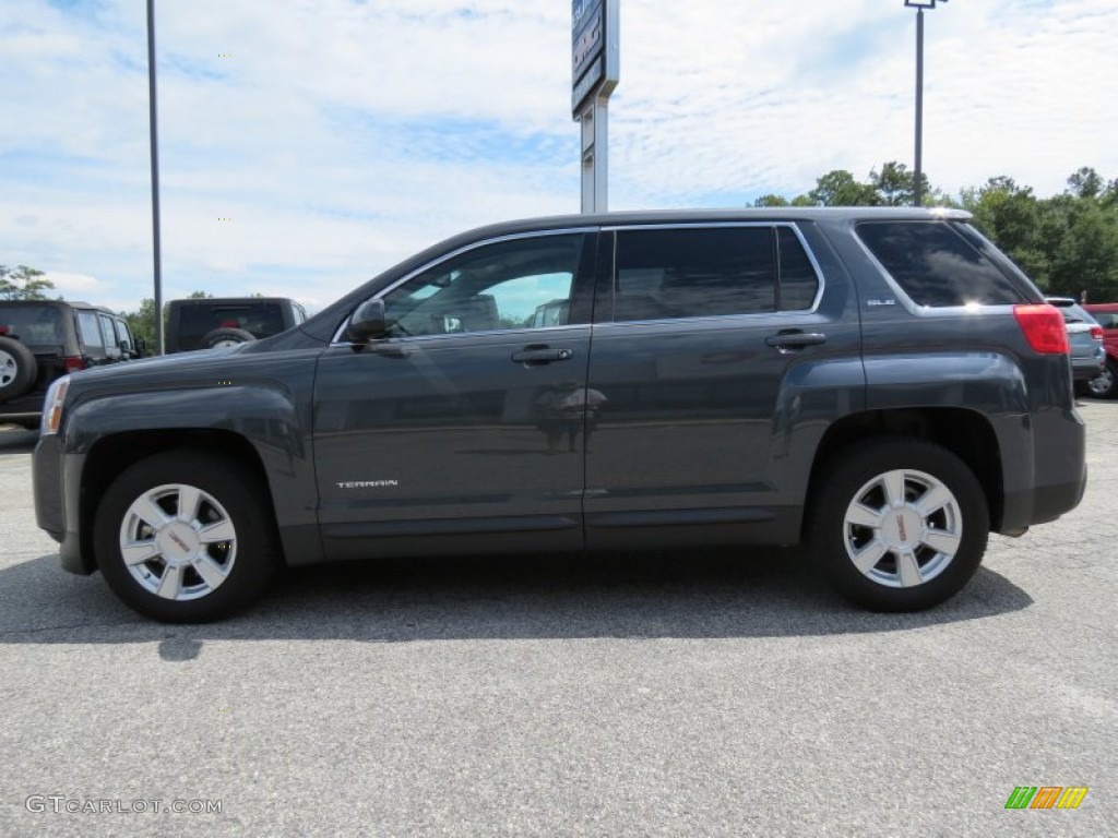 2010 Terrain SLE - Cyber Gray Metallic / Light Titanium photo #4