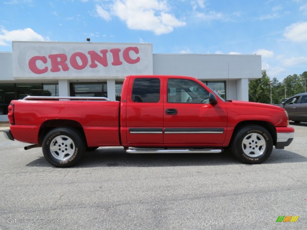 2006 Silverado 1500 LT Extended Cab - Victory Red / Dark Charcoal photo #8
