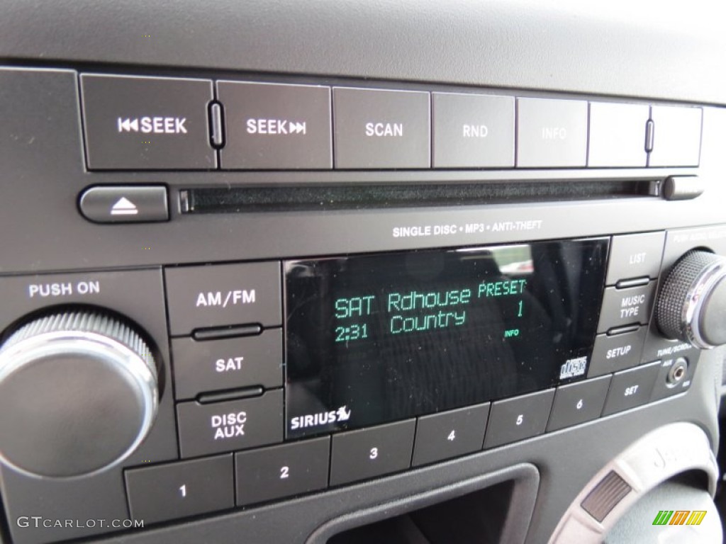 2012 Jeep Wrangler Unlimited Sport 4x4 Audio System Photo #70758722