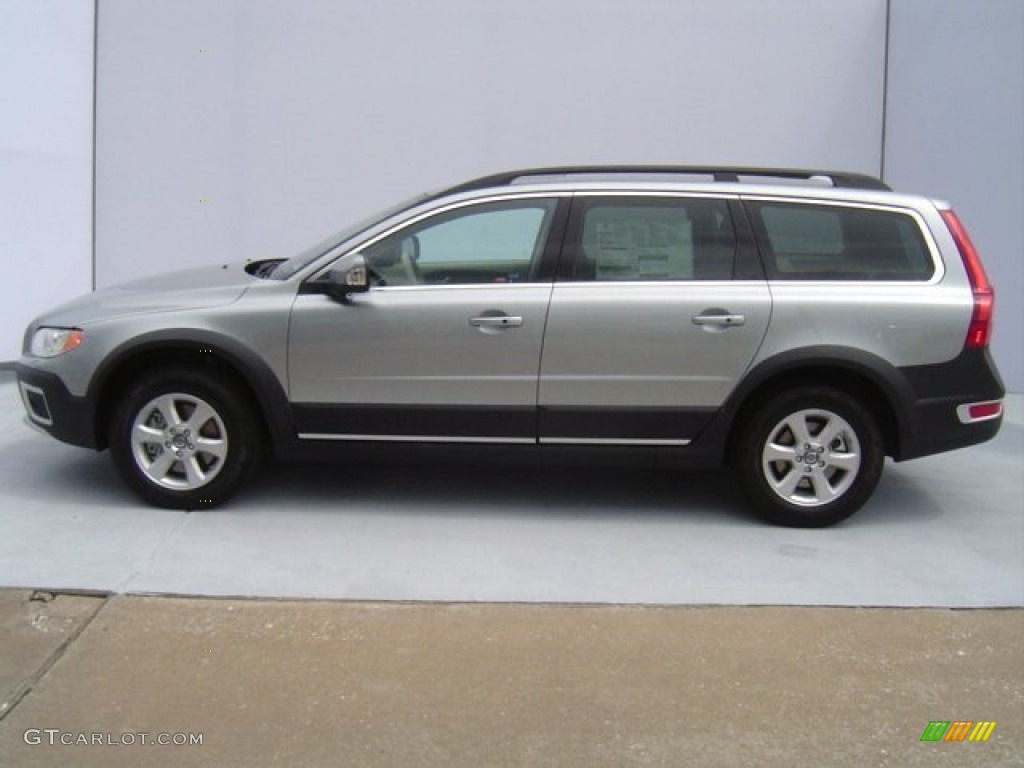Electric Silver Metallic 2013 Volvo XC70 3.2 Exterior Photo #70759172