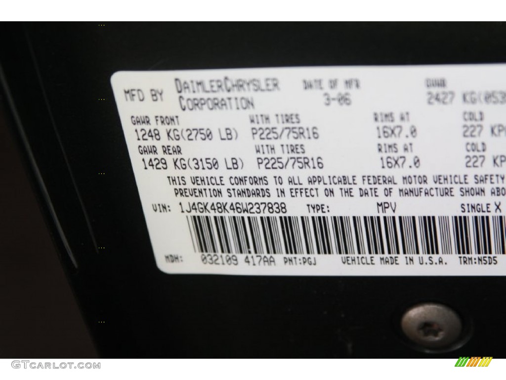 2006 Liberty Color Code PGJ for Jeep Green Metallic Photo #70761506