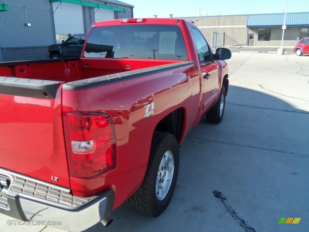 2011 Silverado 1500 LT Regular Cab 4x4 - Victory Red / Ebony photo #17