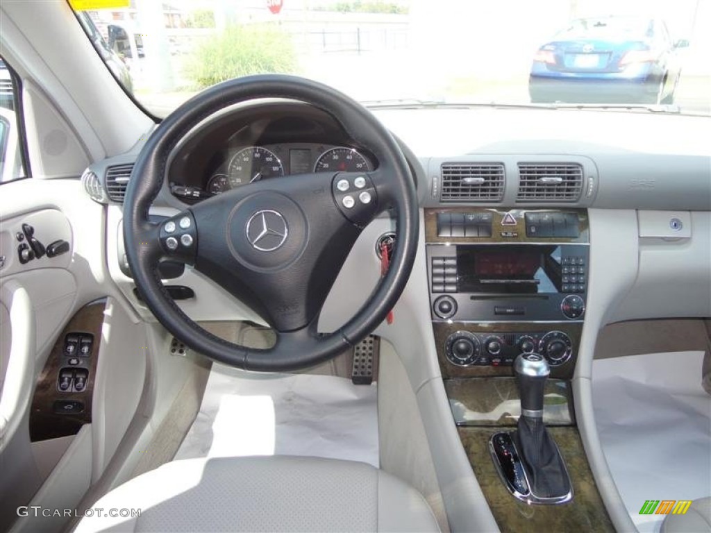 2007 Mercedes-Benz C 230 Sport Ash Dashboard Photo #70769030