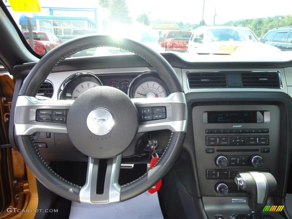2010 Mustang V6 Premium Convertible - Sunset Gold Metallic / Charcoal Black photo #6