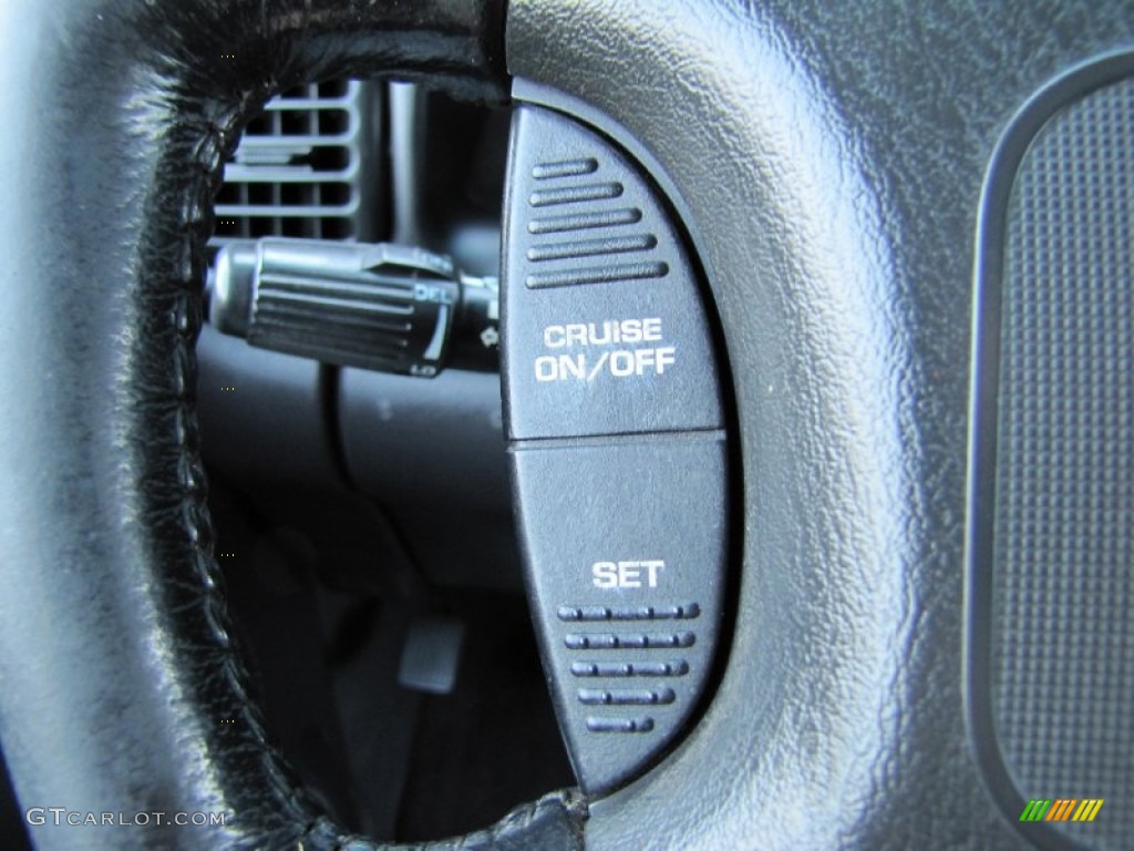 2001 Dodge Ram 2500 SLT Quad Cab Controls Photo #70769373